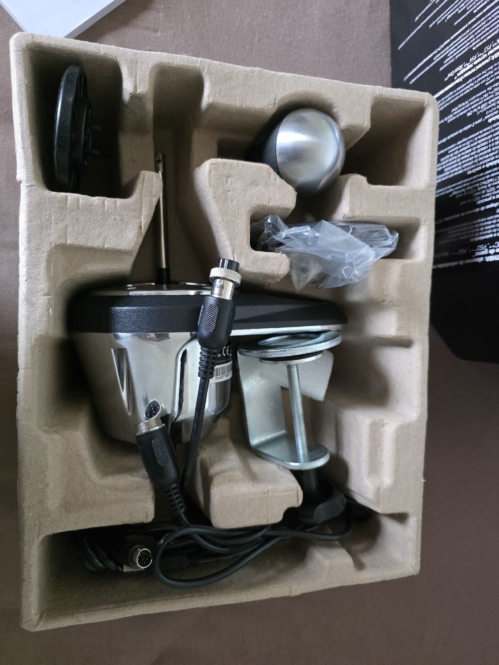 Thrustmaster Controller: add-on shifter Thrustmaster TH8A Shifter add-on occasion – Gebraucht aus Neyruz FR von Yann 2