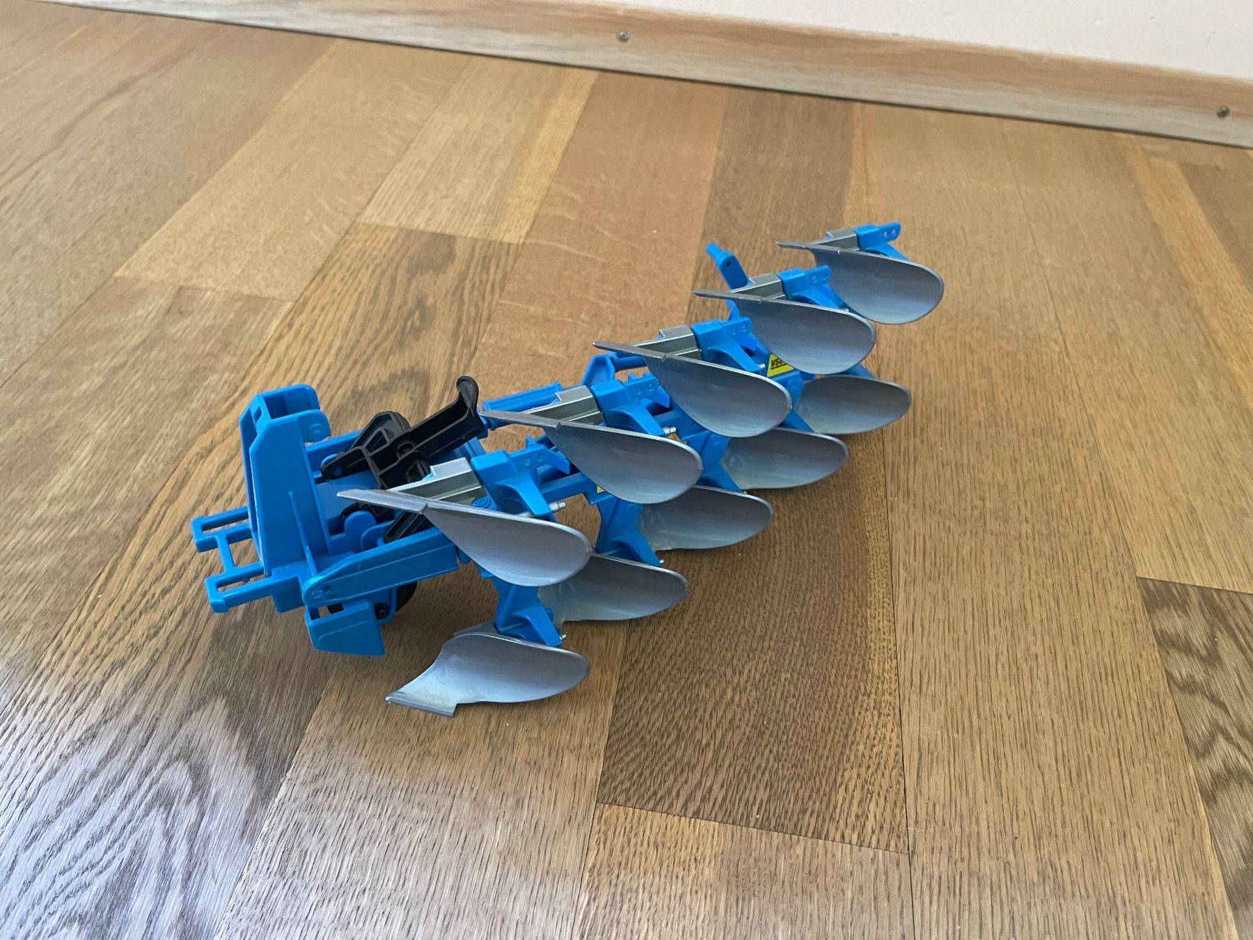 Bruder Giocattoli: Bruderer Pflug – Usato da Niederbipp venduto da norik_1898 1