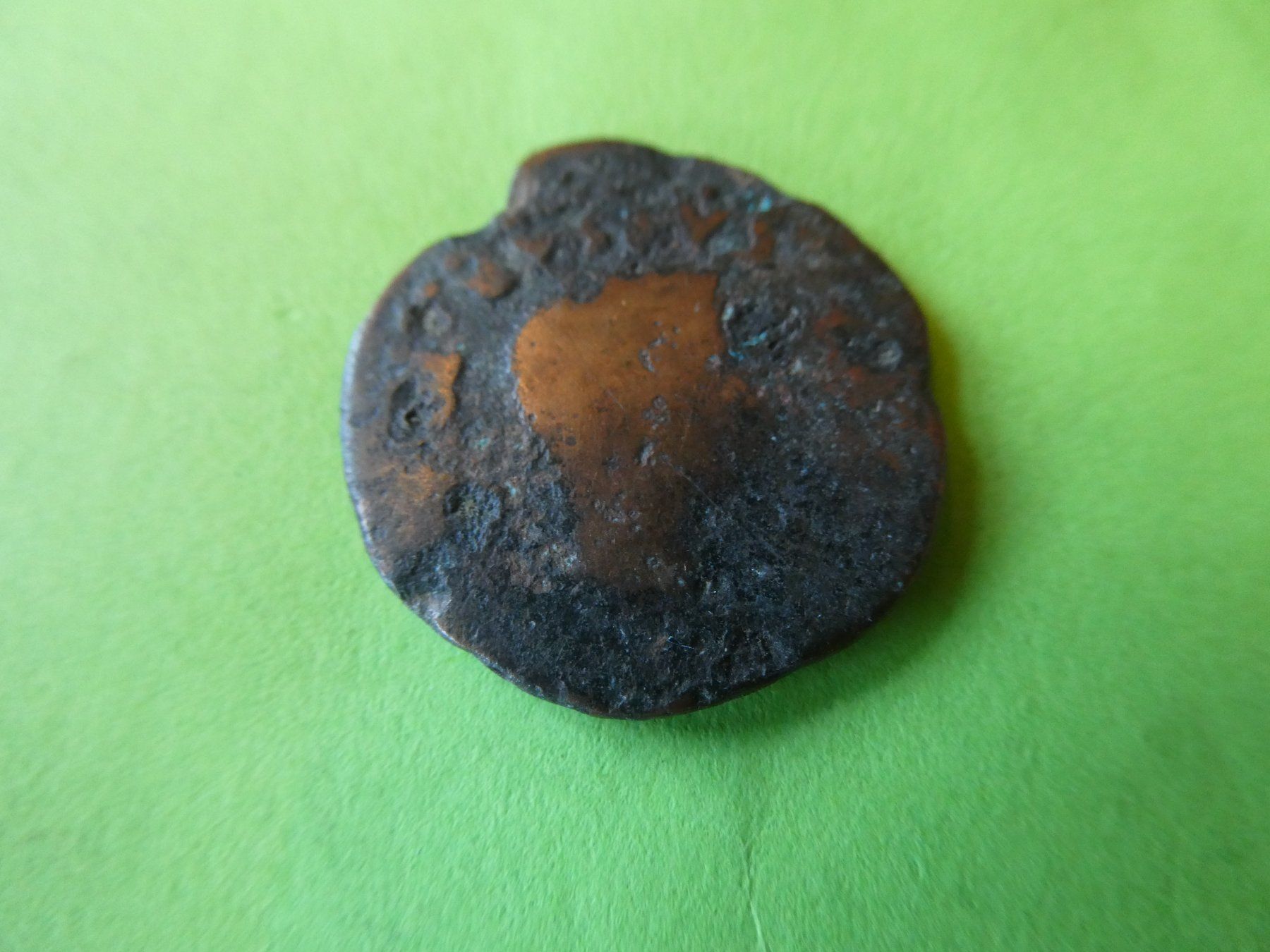 Alle Münzen: uralte   Bronzemünze  23 mm  5.22 g – Gebraucht aus Hinterforst von Rohusri