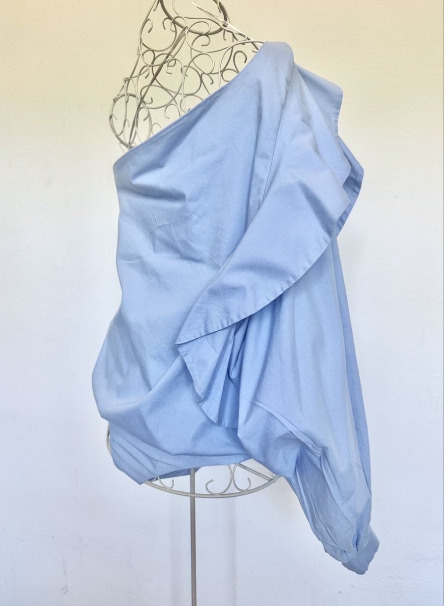Top: Body Nizza light blue size M/L – Nuovo (secondo la descrizione) da Kilchberg ZH venduto da Suisse500 1