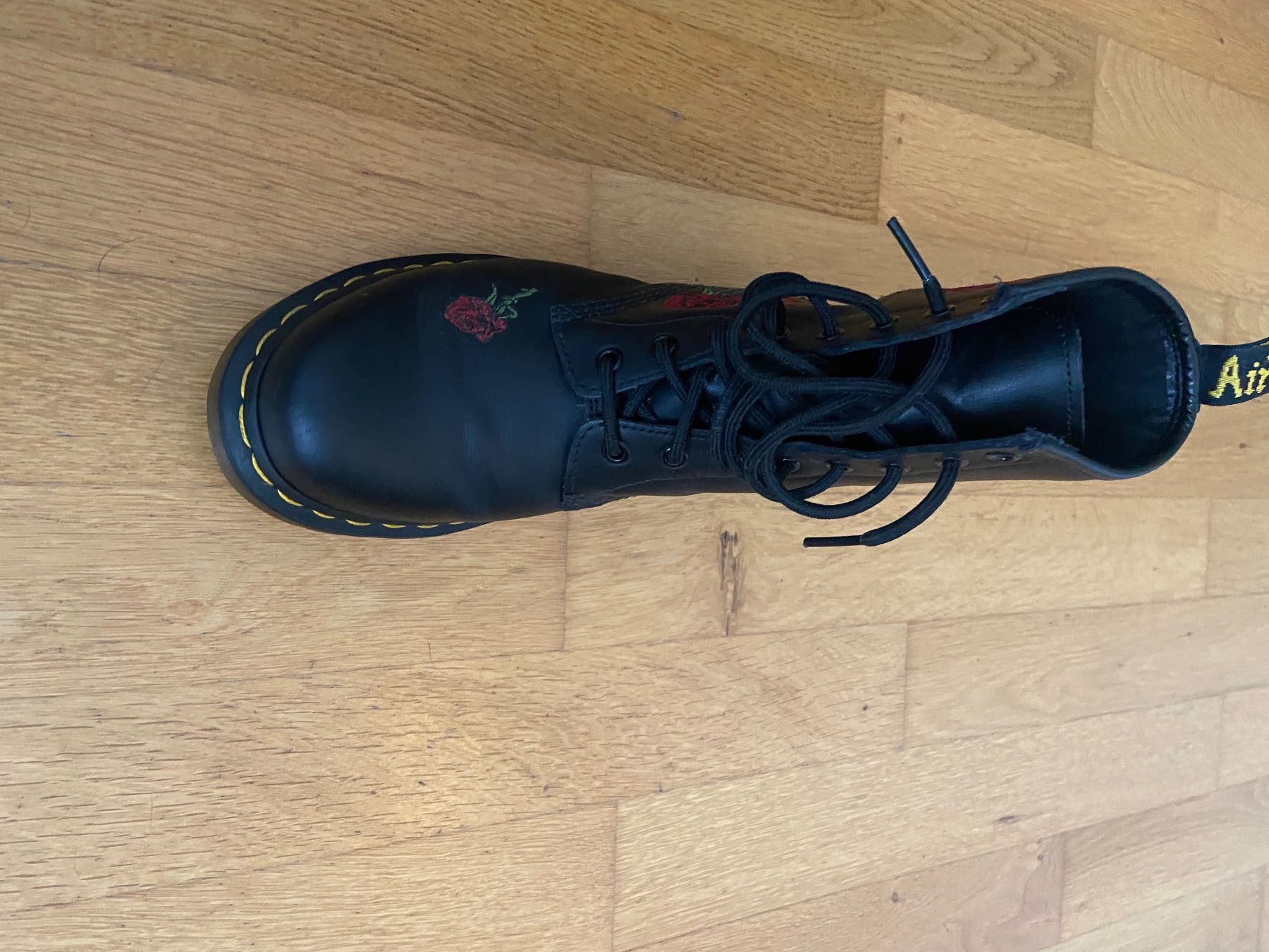 Dr. Martens Damenschuhe: Dr Martens 1460 Vonda Damenstiefelette – Gebraucht aus Zürich von jul_mx8k 2