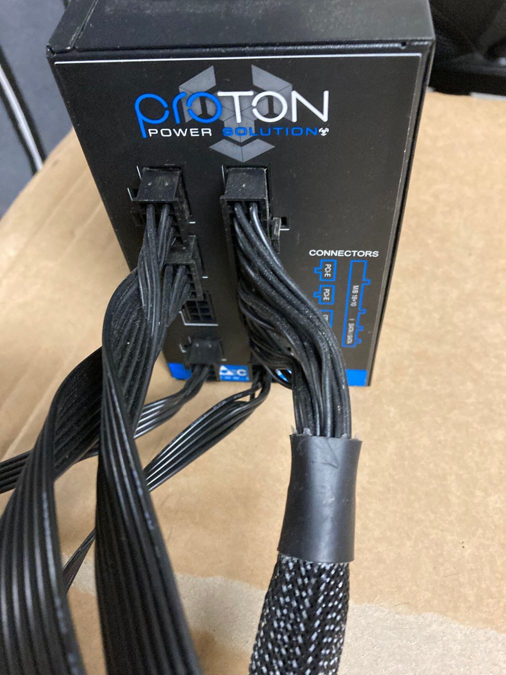 Chieftec Componenti elettronici: Chieftec Proton BDF-750C Netzteil 750 Watt – Usato da Wettingen venduto da Schabernack_sam 1