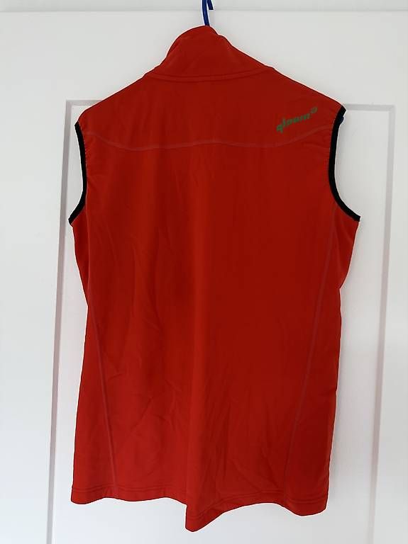 Tops: Fitness Oberteil – Gebraucht aus Niederlenz von Anita0113 3