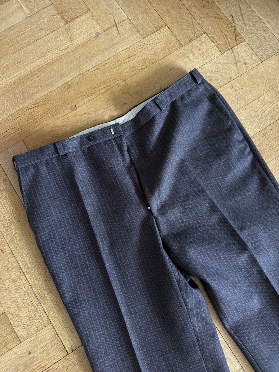 Anzüge: Pinstripe Suit Jacket and Trousers Size L – Gebraucht aus Zürich von zoh_26cj 3