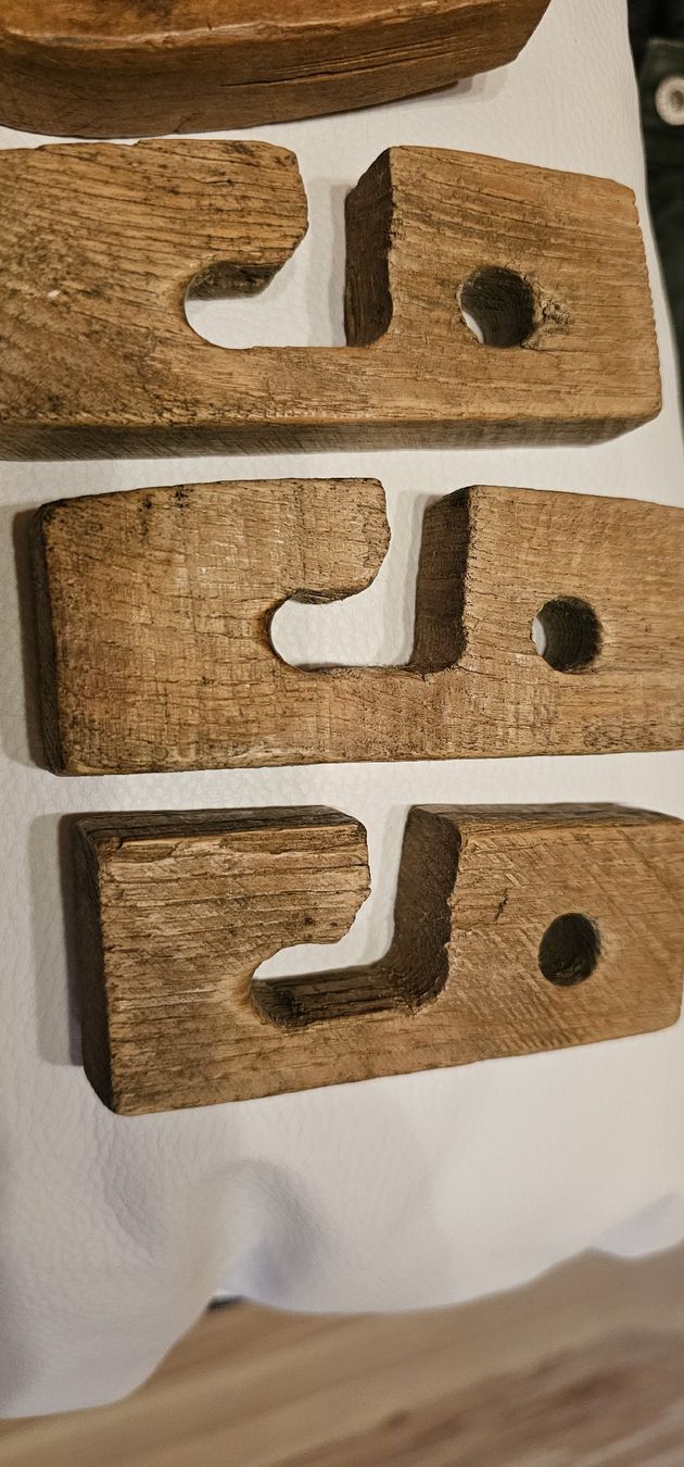 Tutte le decorazioni: uralte Holz Triäglä zum Basteln oder Deko – Usato da Ferden venduto da jemyce 1