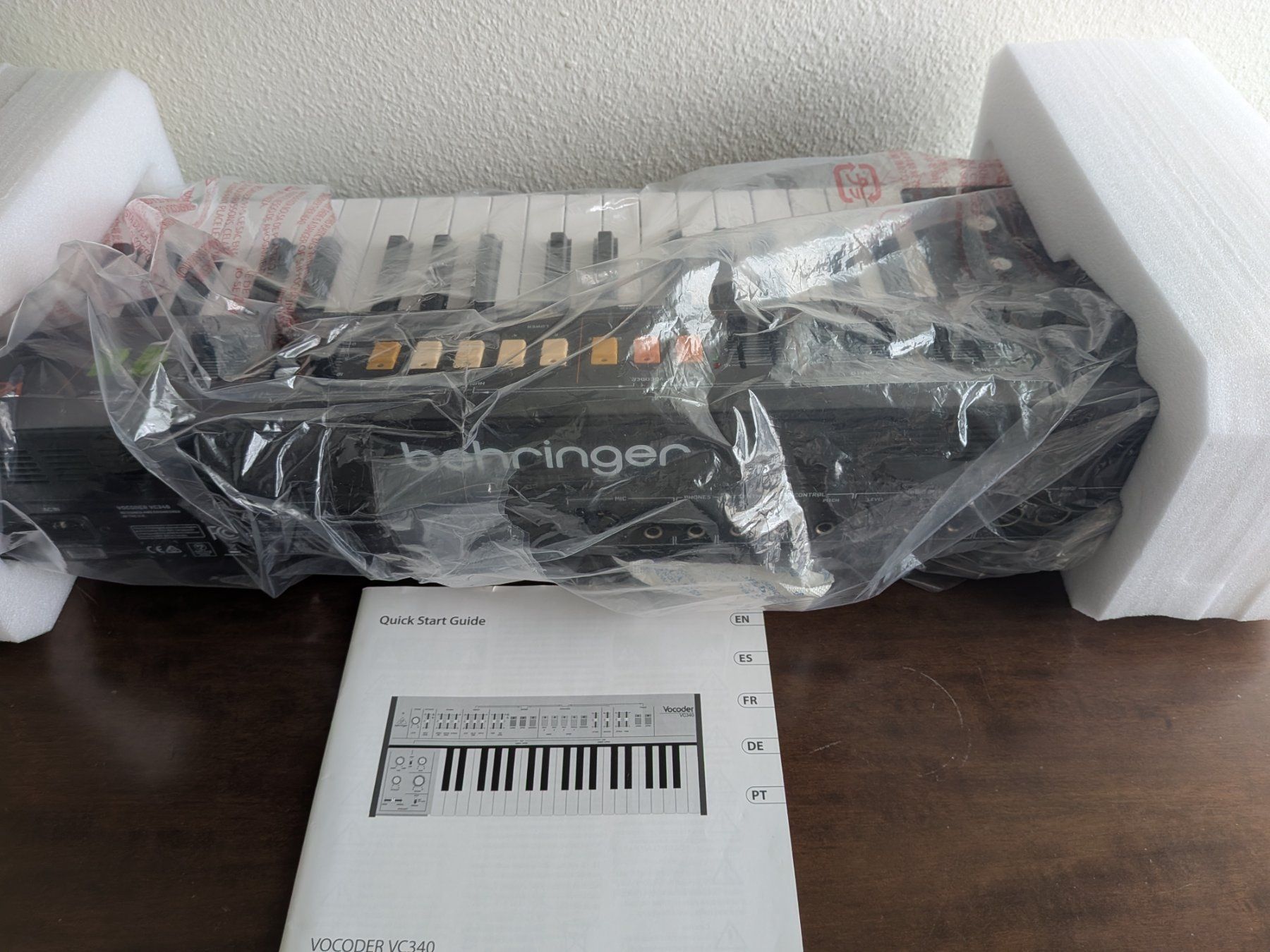 Behringer Strumenti musicali: Vocoder VC340 Behringer – Usato da Zürich venduto da Nwerker