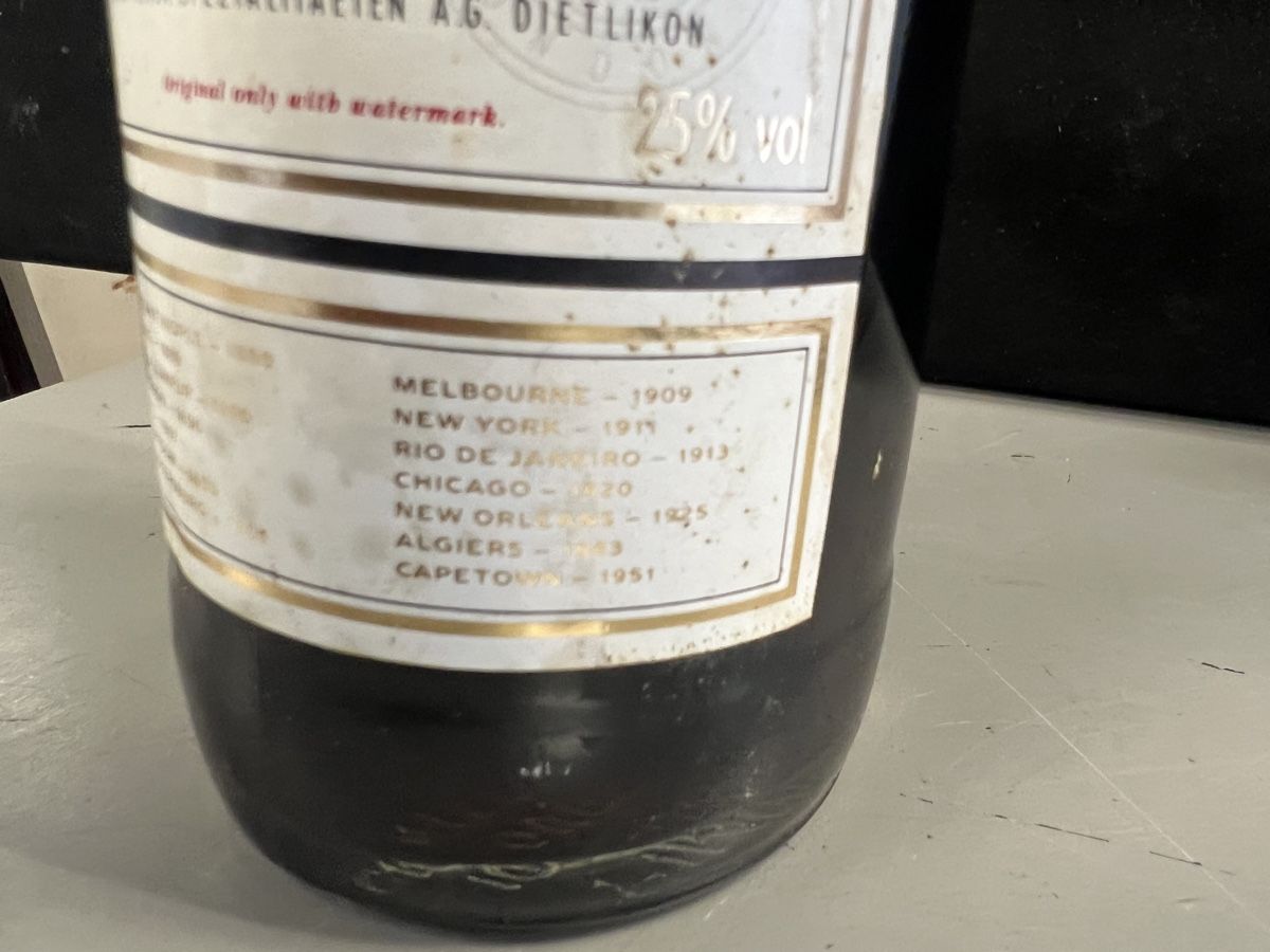 Bevande alcoliche: PIMM’S N•1 ancienne bouteille  – Nuovo (secondo la descrizione) da Genève venduto da Leboucheoreilles 2
