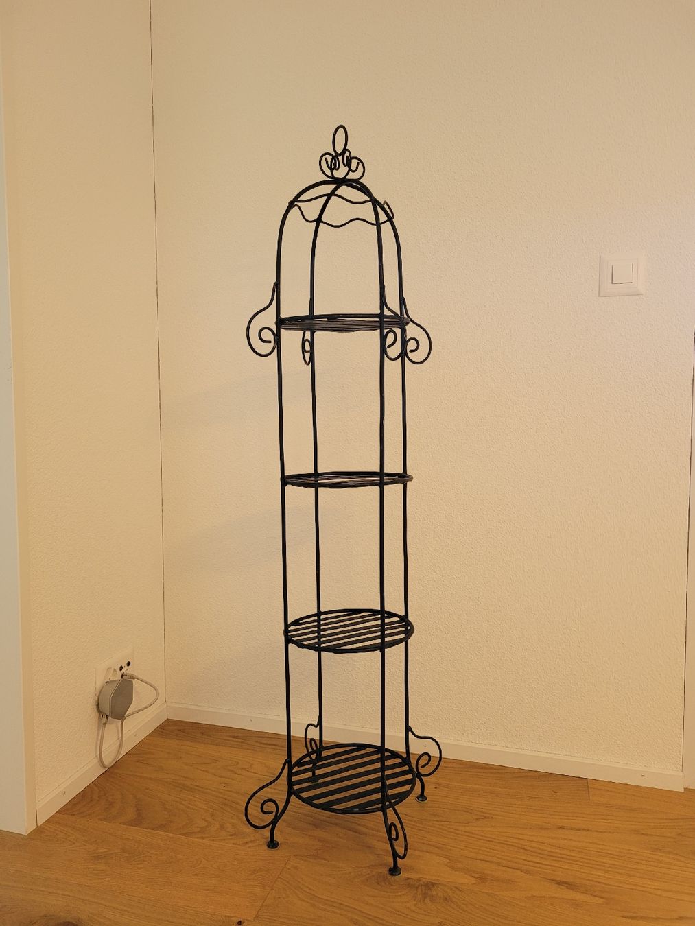 Altro per la casa: Gestell Shabby Chic, aus schwarzem Metall – Usato da St. Gallenkappel venduto da mytimes 1
