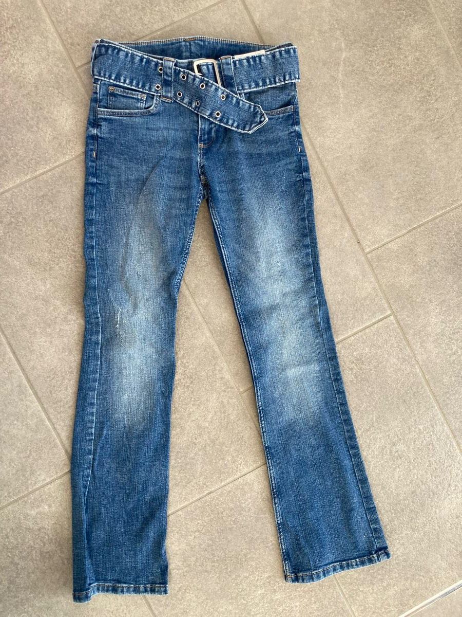 H&M Pantaloni: Jeans Bootcut low waist 152 – Nuovo (secondo la descrizione) da Wil ZH venduto da Wonderwoman76