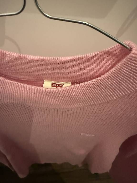 Levi's Pulls & Sweat-shirts: Strickoberteil Levi's – D'occasion à Burg AG par san_y56v 1