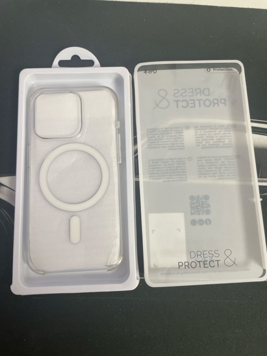 Apple Cover & Protezioni schermo: iPhone Hülle - mit MagSafe Funktion Originale Apple Hülle – Usato da Unterengstringen venduto da shu_8gw8 1
