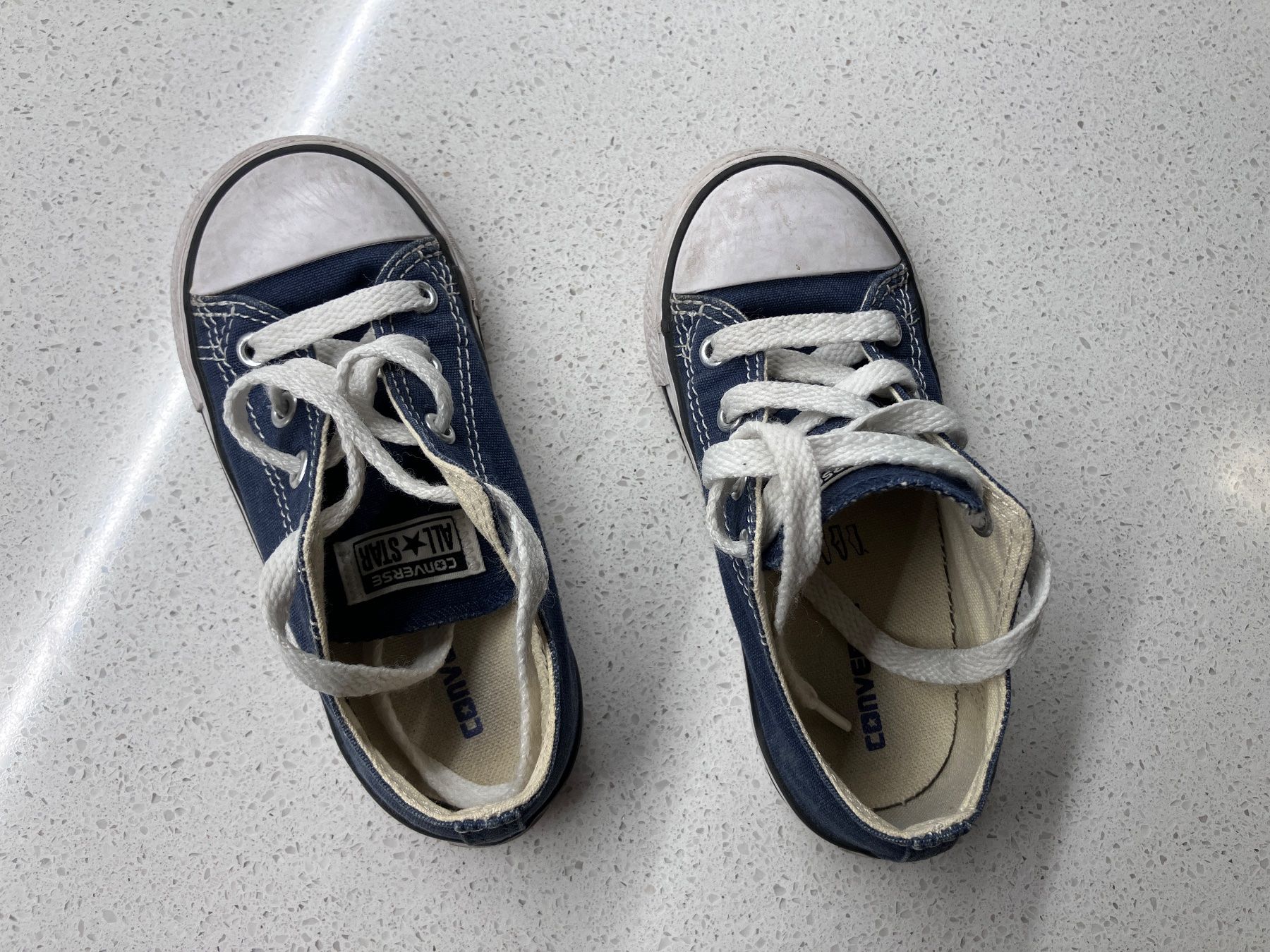 Converse Chaussures garçon: Converse dunkelblau Gr. 25 – D'occasion à Frauenfeld par andrea211 4