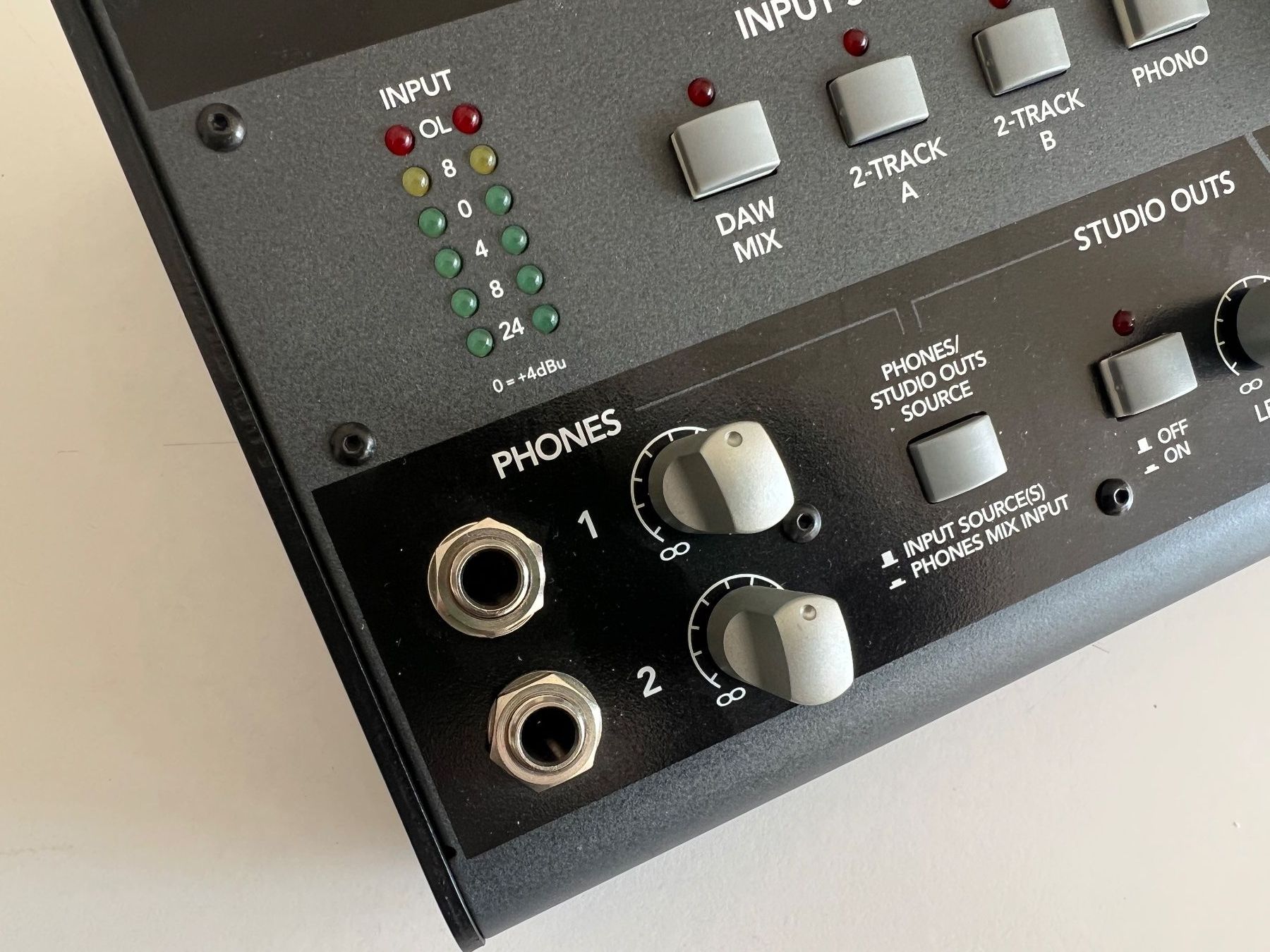Sistema di controllo: BIG KNOB Studio Kontroller – Usato da Oberrohrdorf venduto da 6473peter 3