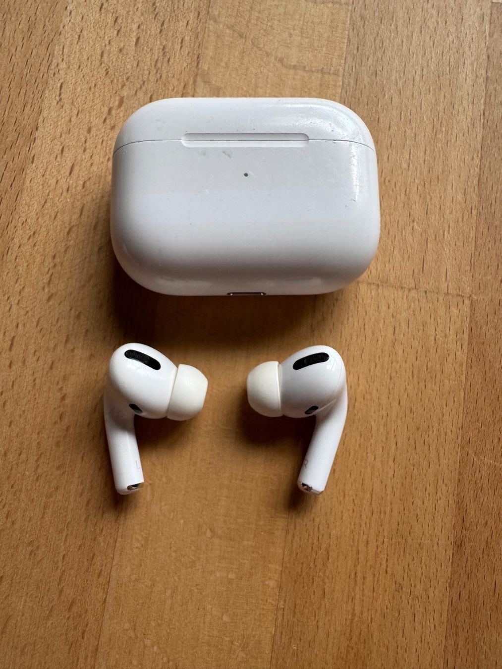 Apple Casques audio: AirPods Pro gen 1 – D'occasion à Oberstammheim par lan_sb6k 1
