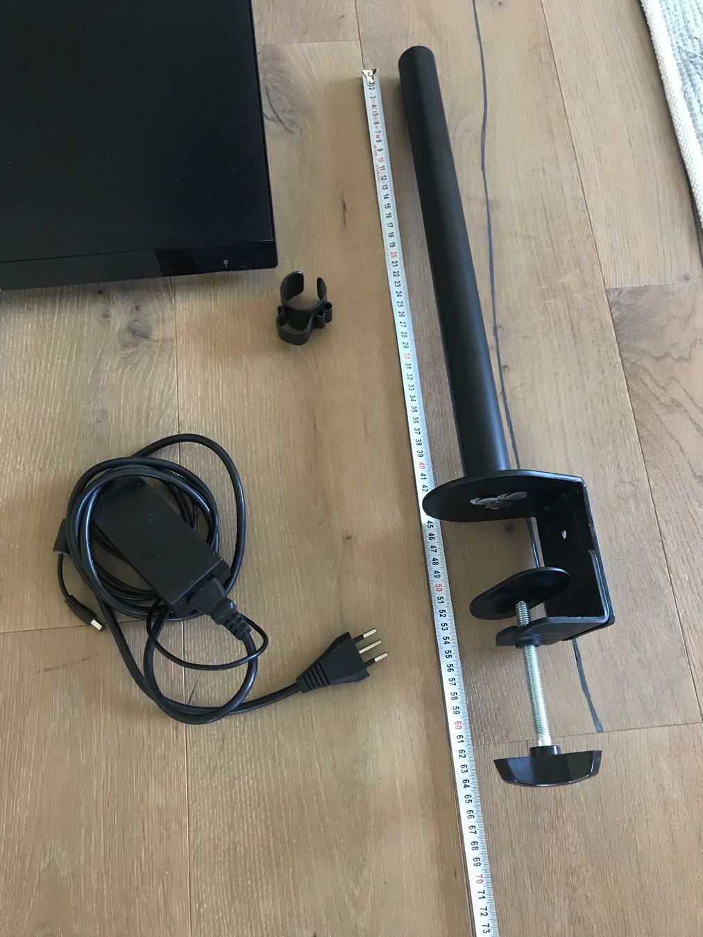 Philips Monitor: Philips Computer Bildschirm 60cm mit dem Stander – Usato da Affoltern am Albis venduto da variablend 1