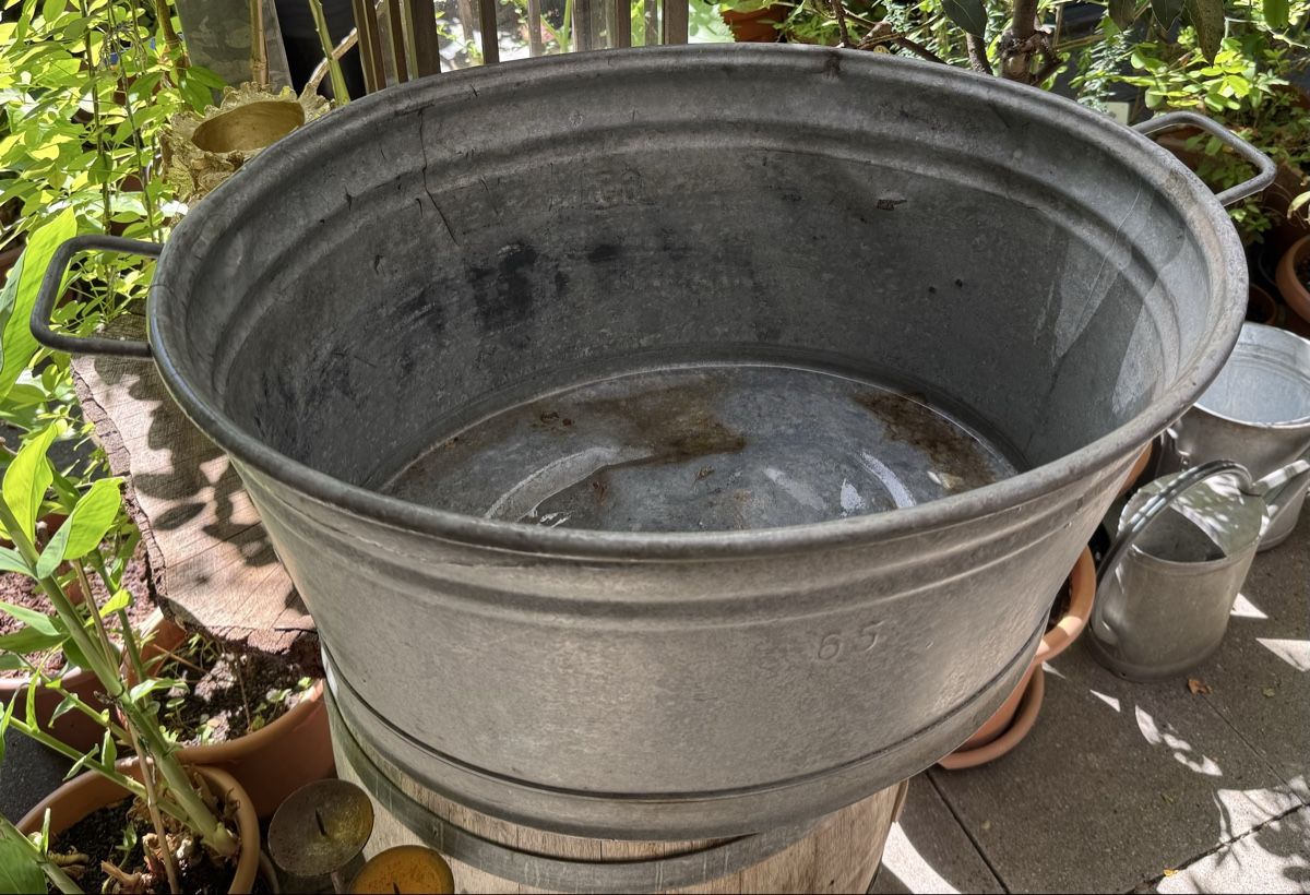 Altre Decorazioni per giardino: Verzinkter Zuber aus Stahlblech – Usato da Uitikon Waldegg venduto da Urzeurze 2