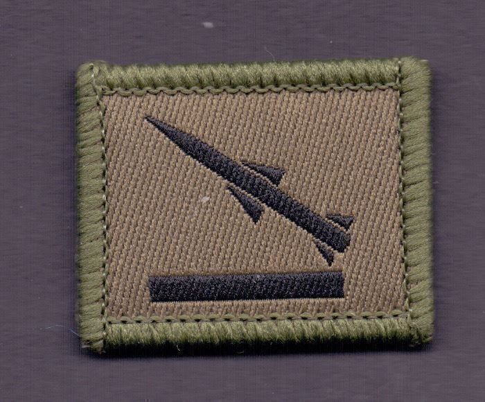 Placchette & Badge: Lenkwaffensoldat RAPIER – Nuovo e nell'imballaggio originale da Koblenz venduto da Himmelsreiter