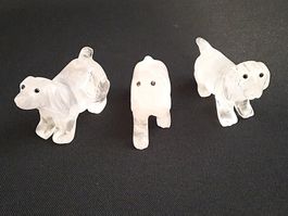 3 HUNDE aus Stein