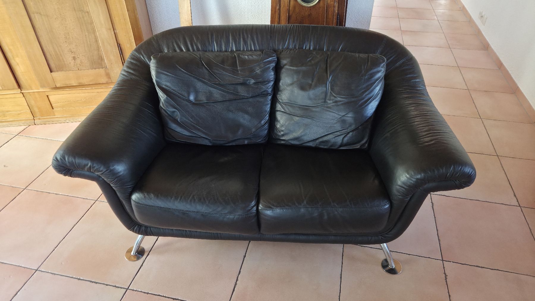 Sofas: 2 Sofas mit Hocker – Gebraucht aus Pfeffikon LU von Spiderpig1991 4