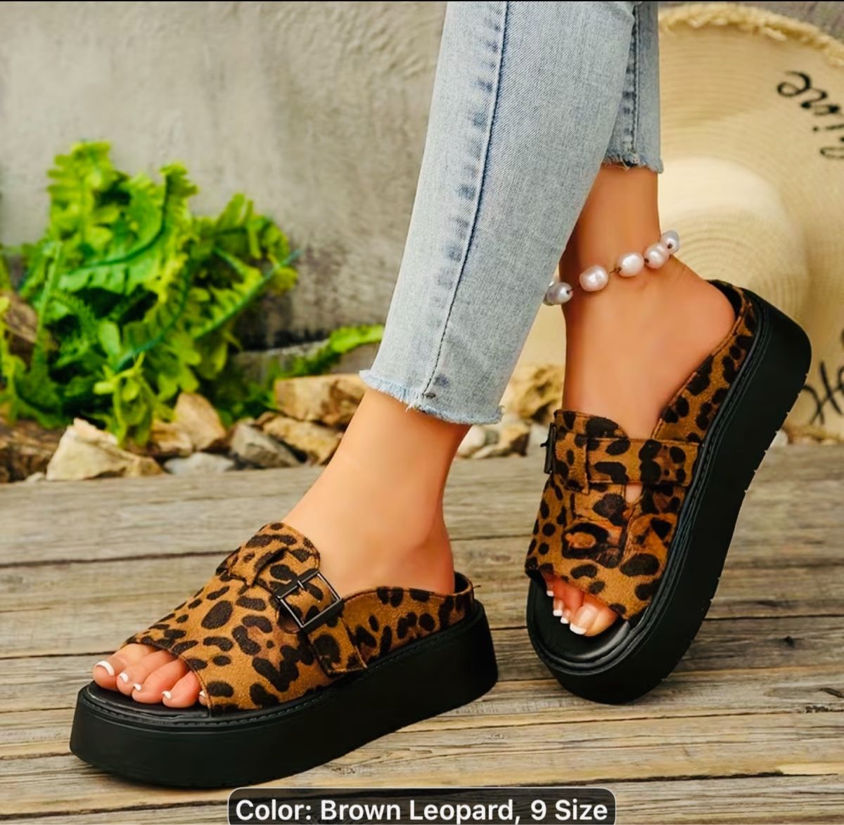 Damenschuhe: Chic Leopard Platform Slides, Size 9, Perfect for Summer! – Neu (gemäss Beschreibung) aus Vésenaz von rut_pl8d 2