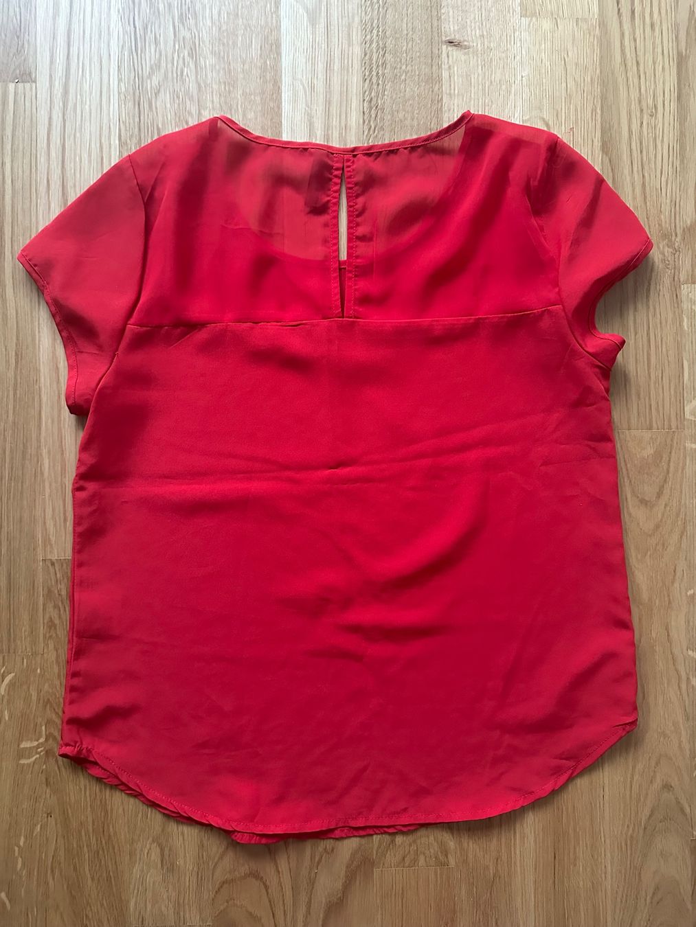Camicette: Chicoree Sommer-Bluse Rot Grösse XS, luftig & leicht – Usato da Unterägeri venduto da StefanGekko 4