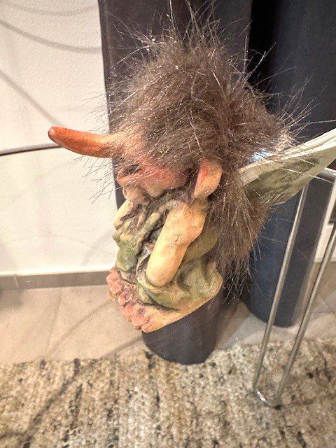 Figuren: +  TrOll  + – Gebraucht aus Winkel von zeho 6