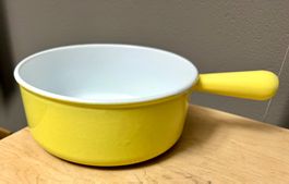 KÄSEFONDUE CAQUELON GUSSEISEN GROSS 22 CM GELB FONDUE