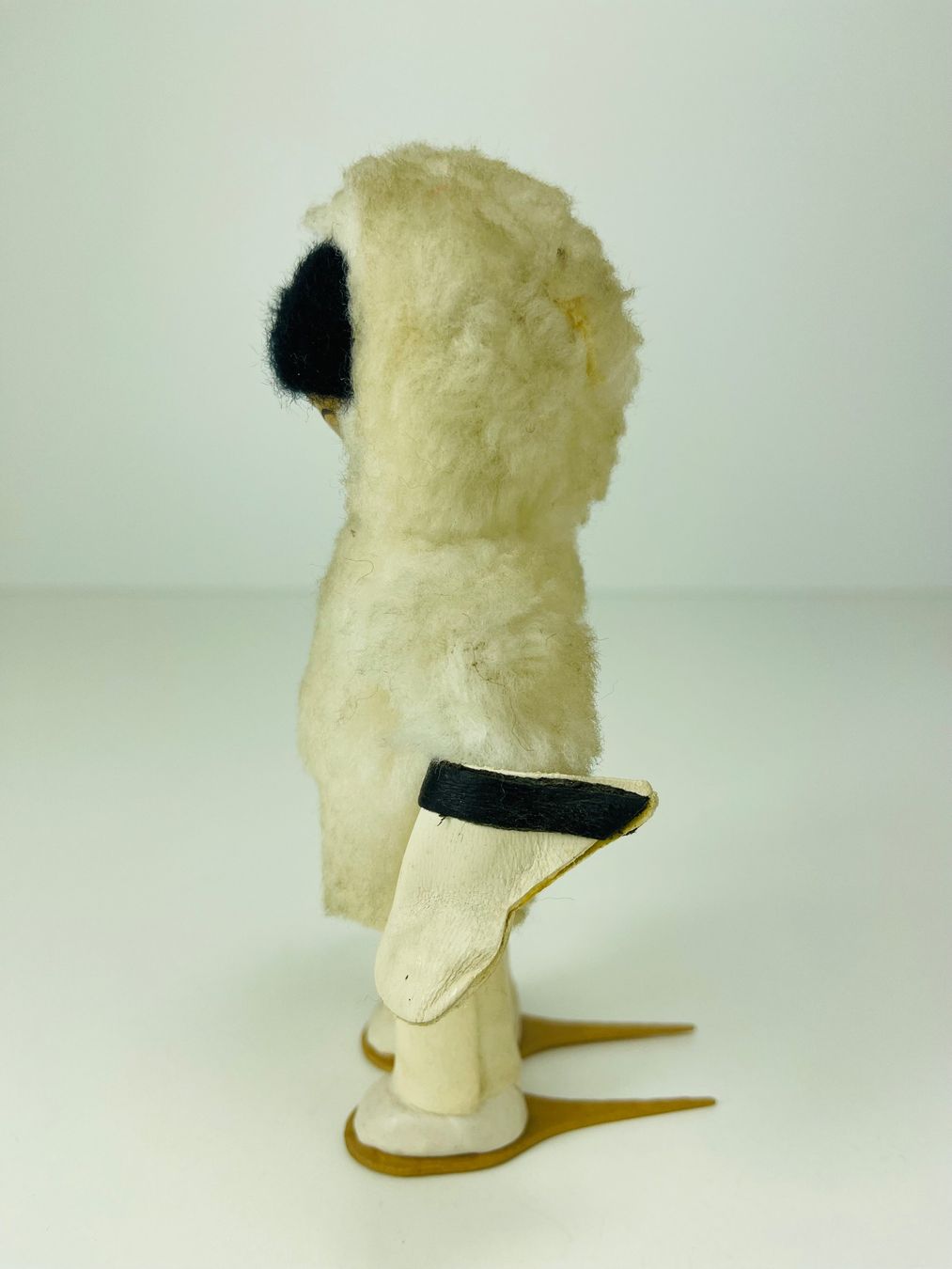 Bambole: Inuit-Puppe CARLSON Kunstfell Alaska – Usato da Zürich venduto da Arche_Brockenhaus 2