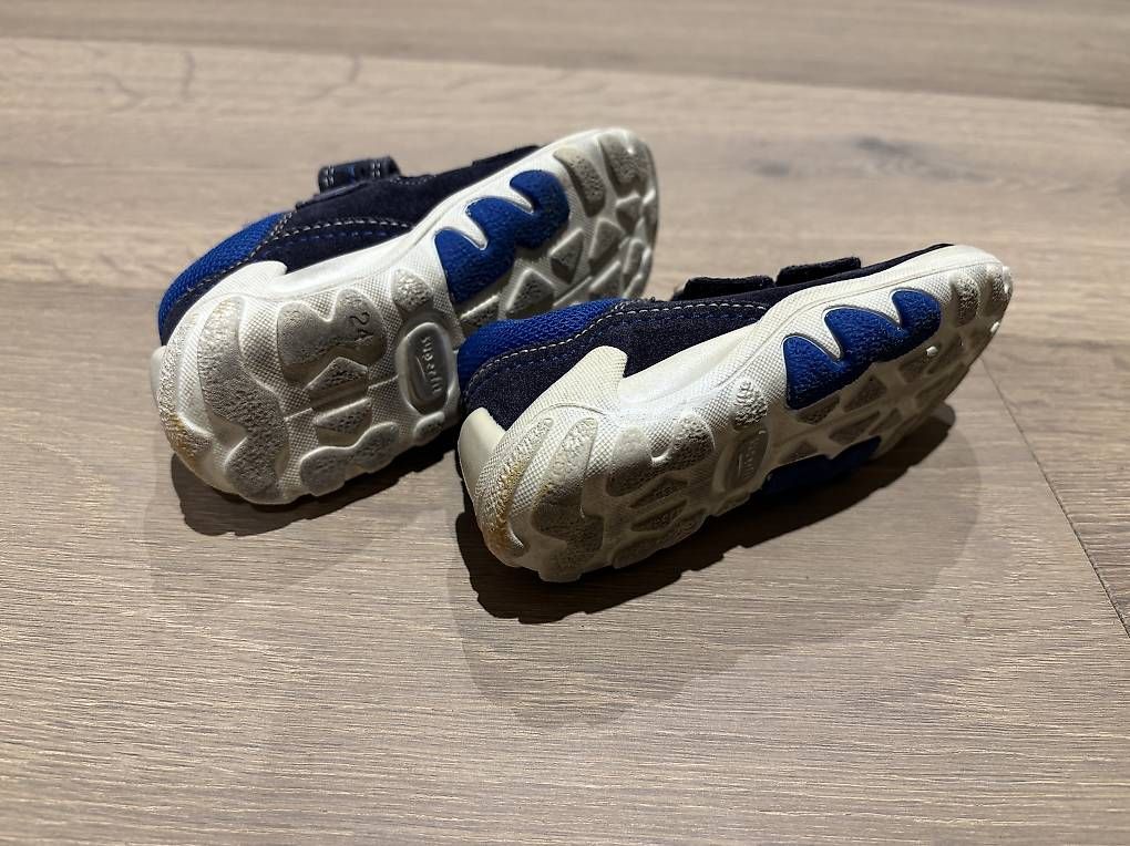 Superfit Schuhe für Jungen: Superfit Sandalen 24 blue/blue – Gebraucht aus Ebmatingen von N.Bu 2