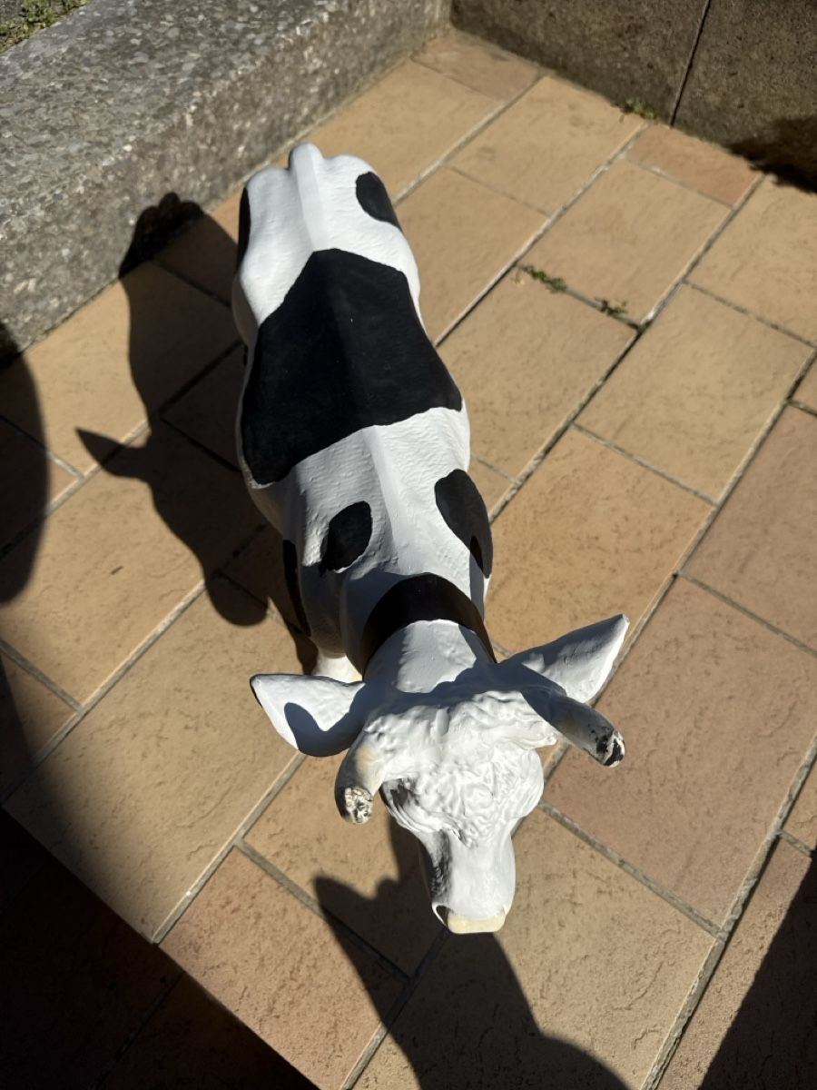 Statuette: GARTEN-Deko-Kuh aus Polyresin - NEU – Nuovo e nell'imballaggio originale da Zwingen venduto da Eiphone 2