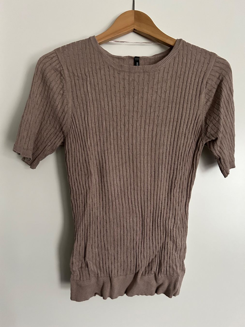 T-Shirts: Damen T Shirt Gr. M hellbraun – Gebraucht aus Obergösgen von Andre118