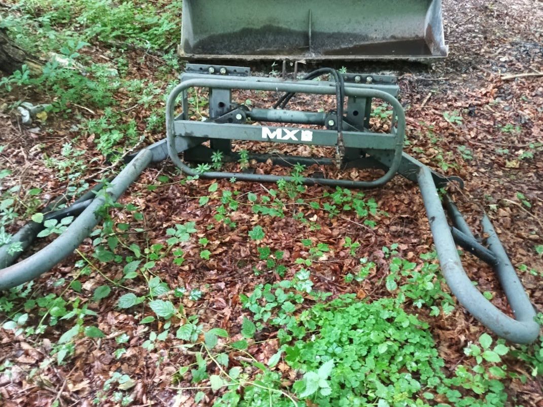 Tutte le macchine: Quaderballenzange – Usato da Meiringen venduto da Joh.3.16