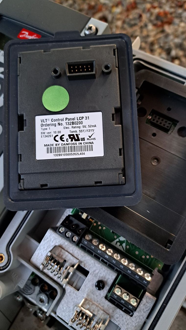 Elektronikbauteile: Frequenzumformer NEU Danfoss FC 101 – Neu (gemäss Beschreibung) aus Hitzkirch von Fburki 5