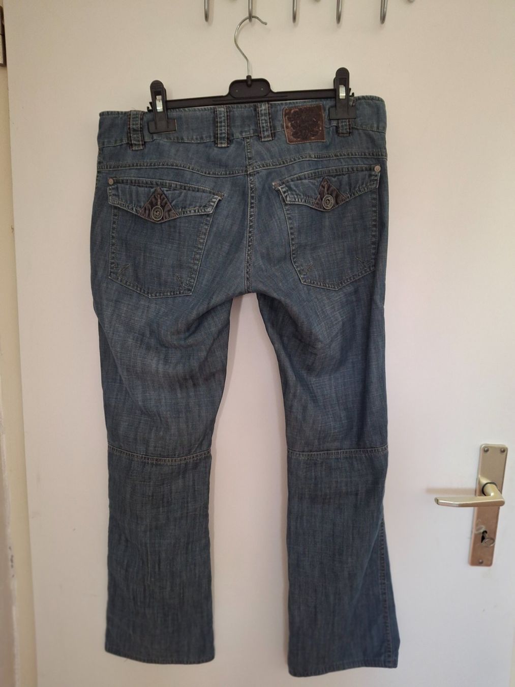 Nile Jeans: NILE Jeans – Usato da Wiesendangen venduto da Niciu 3
