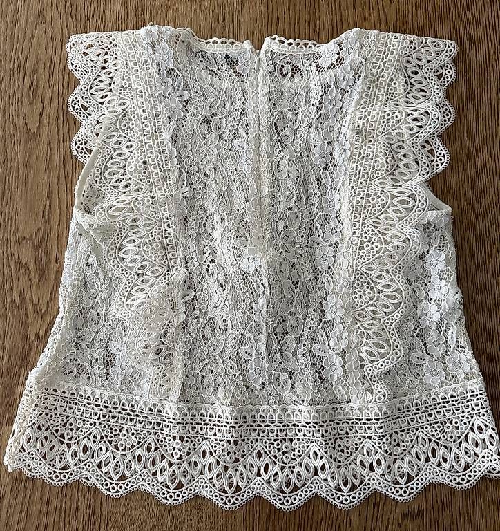 T-shirt: Spitzen Shirt 38 – Usato da Alpnach Dorf venduto da rerifeme 1