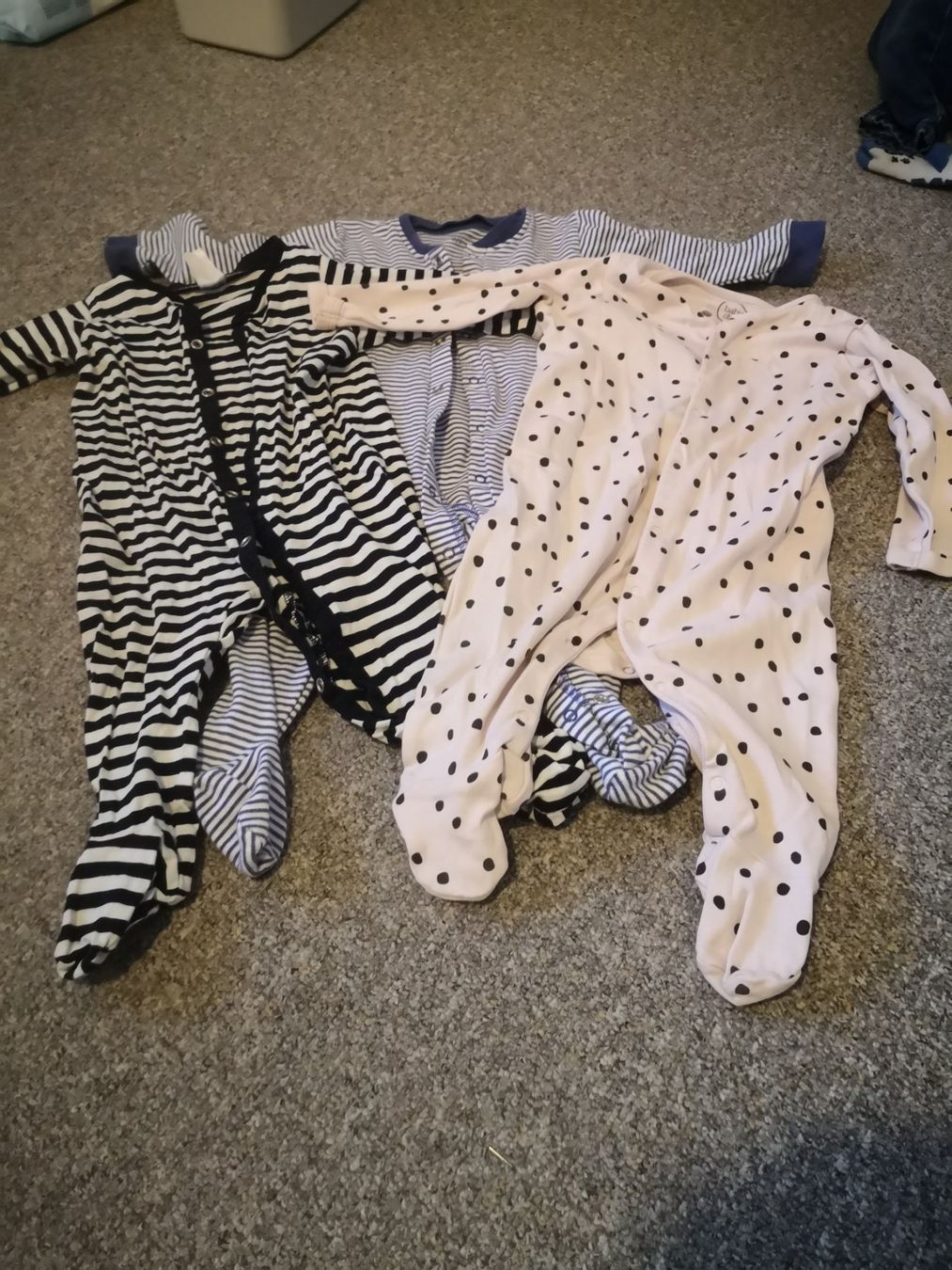 Pyjamas: 3 Strampler Pyjama 76/80 – D'occasion à Luzern par mir_5ryw