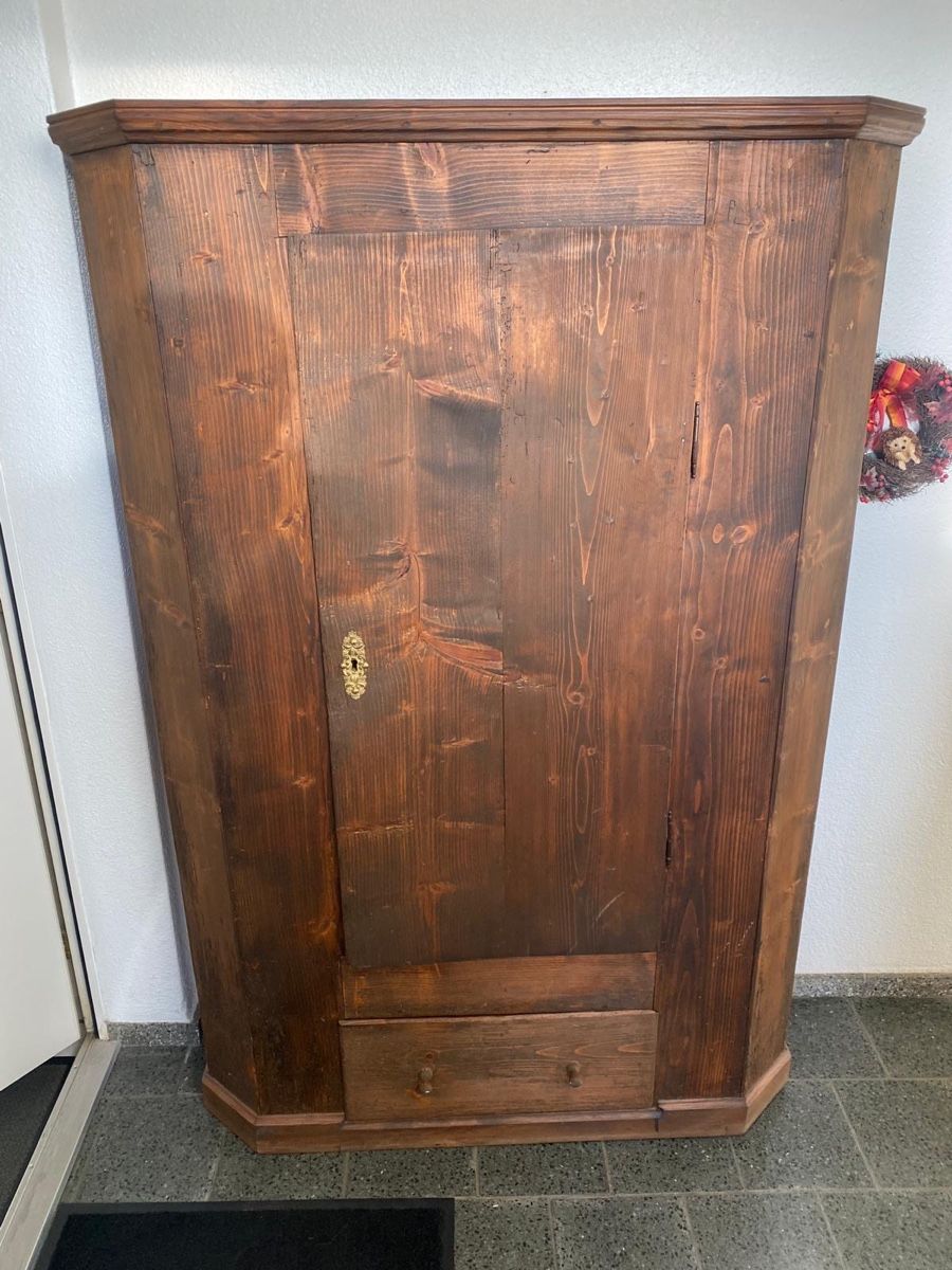 Armadi: Alter Bauernschrank 1798 – Usato da Zürich venduto da Roko01