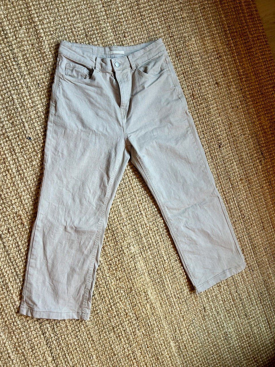 Esprit Jeans: Beige Jeans von Esprit – Nuovo (secondo la descrizione) da Winterthur venduto da The_Dragonfly