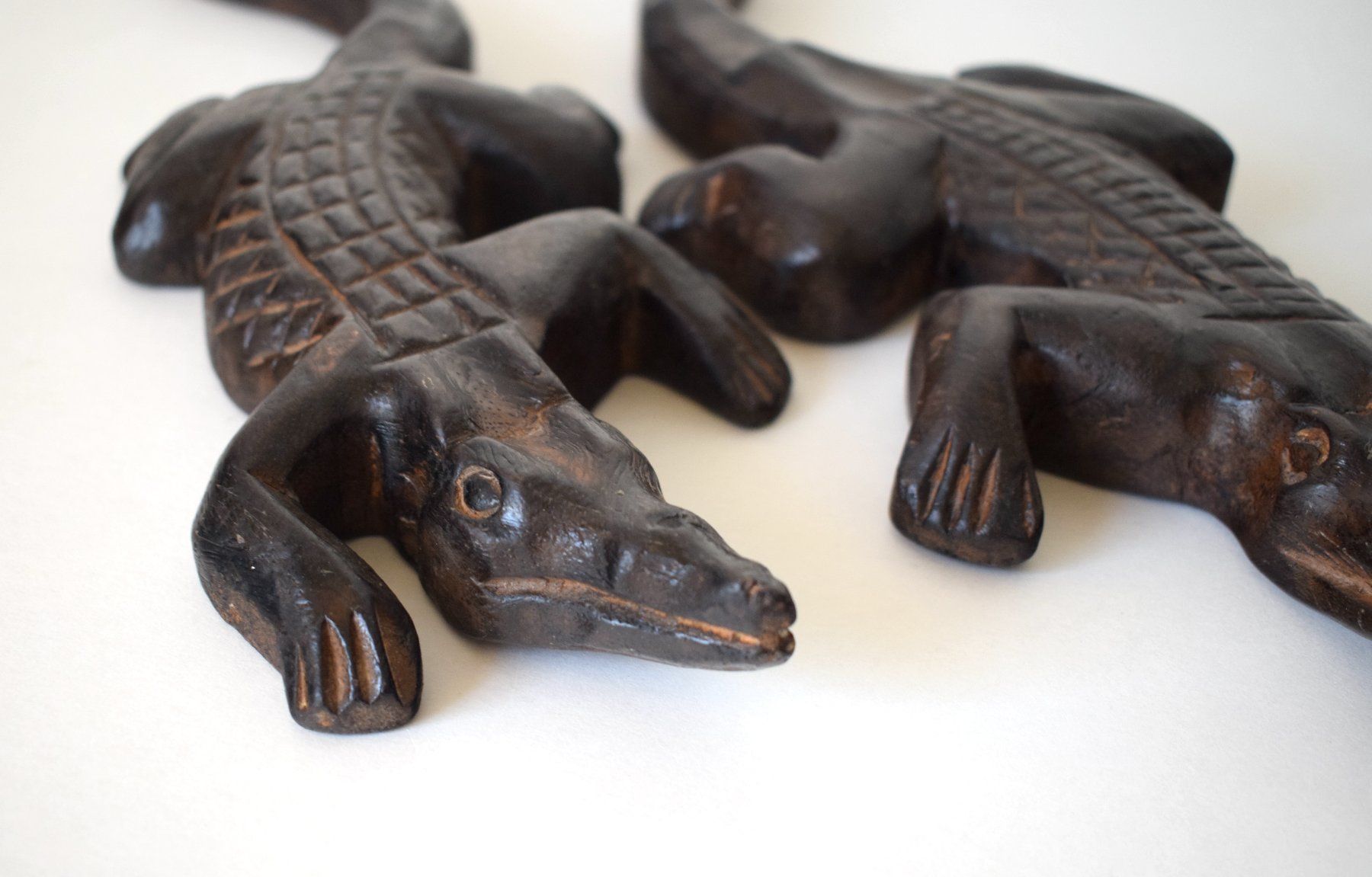 Statuette: TOP Gr. Krokodile Holz Tierfigur gross – Usato da Dulliken venduto da ichwettichhett 3