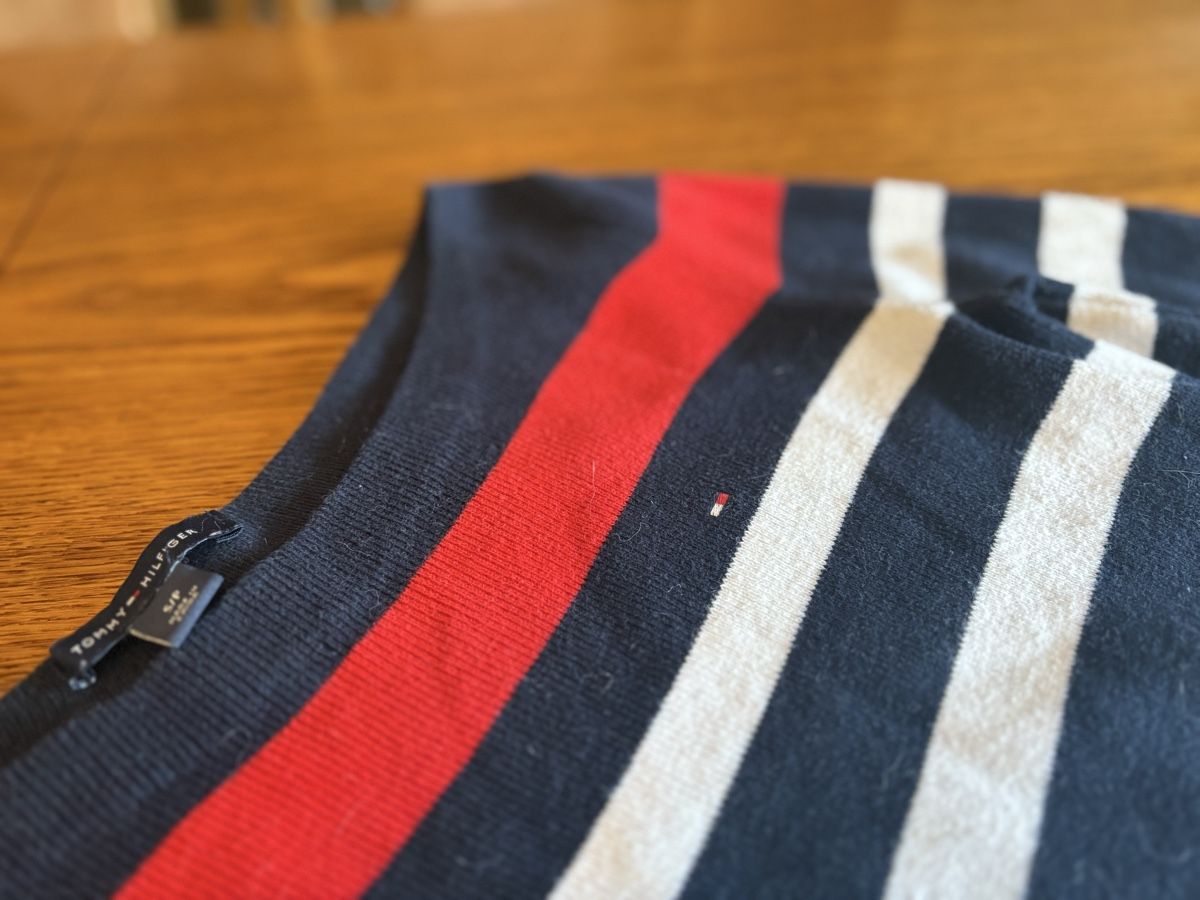 Tommy Hilfiger Pullover & Sweatshirts: Pulle Tommy Hilfiger taille S – Gebraucht aus Attalens von Skorpionica 2
