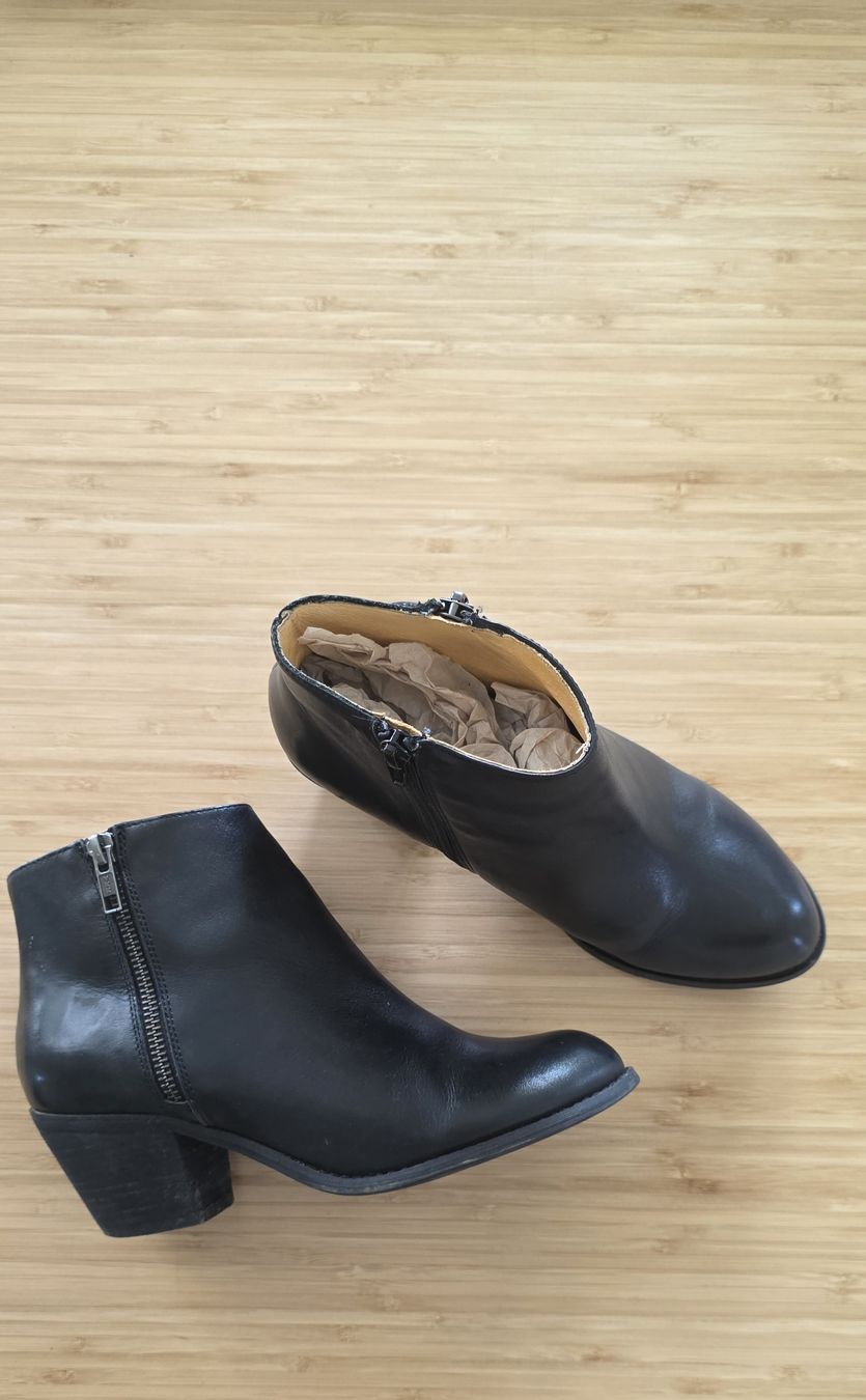 Buffalo Scarpe da donna: Buffalo Leder Stiefeleten – Nuovo (secondo la descrizione) da Bremgarten AG venduto da lijanne8 1
