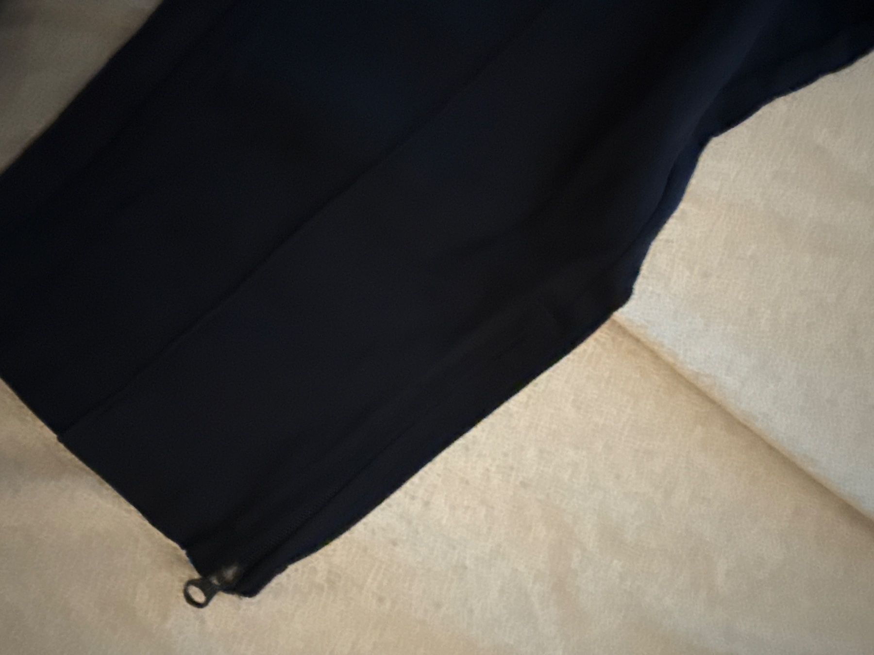 Lacoste Hosen: Lacoste Sporthose dunkelblau Gr. M – Gebraucht aus Oberwil BL von Zenga60 5