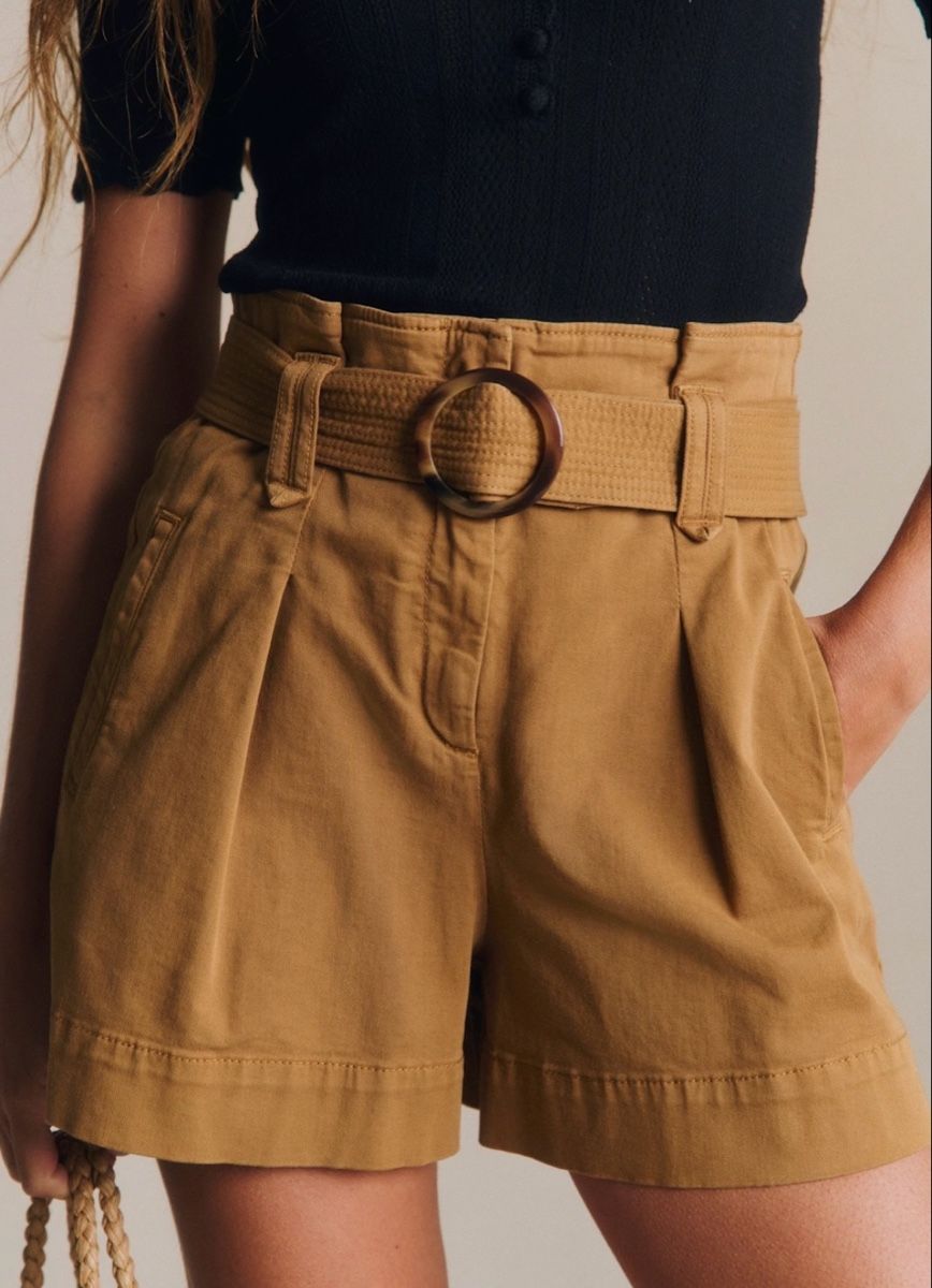 Sezane Pantaloni: Short Rome SEZANE T40 – Usato da Lavigny venduto da Pilauer
