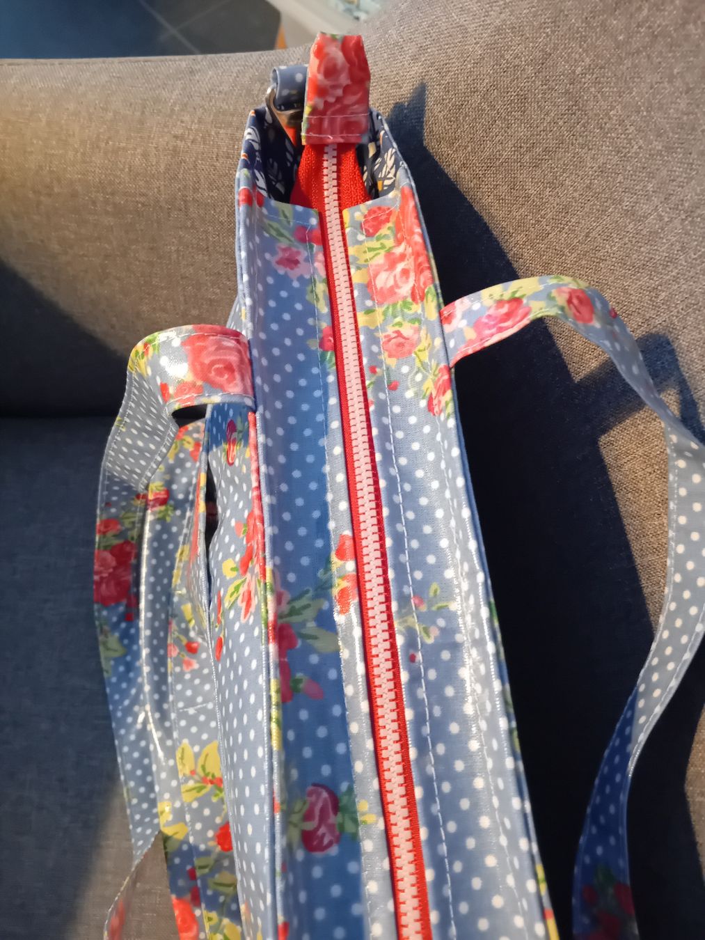 Taschen für Damen: Geräumige Einkaufstasche, Blumenmuster beschichtet – Neu (gemäss Beschreibung) aus Burgdorf von carodesign1 2