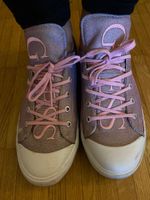 Sneaker Guess