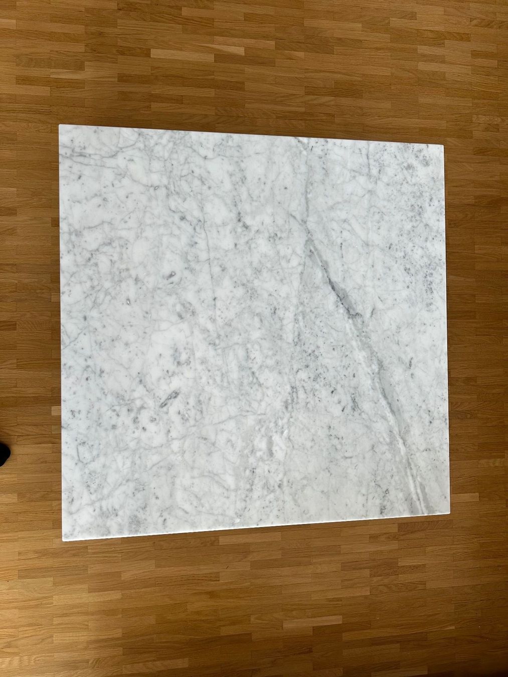 Livique Tavoli: Echter Marmor Couchtisch – Usato da Pratteln venduto da iit_l62p 2