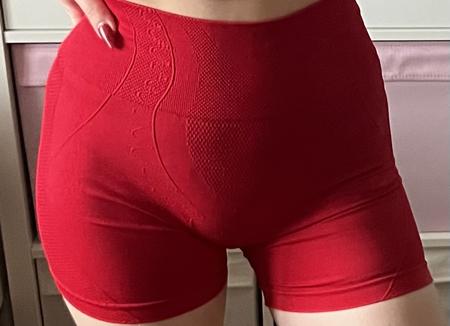 Short rot mit scrunch Grösse S