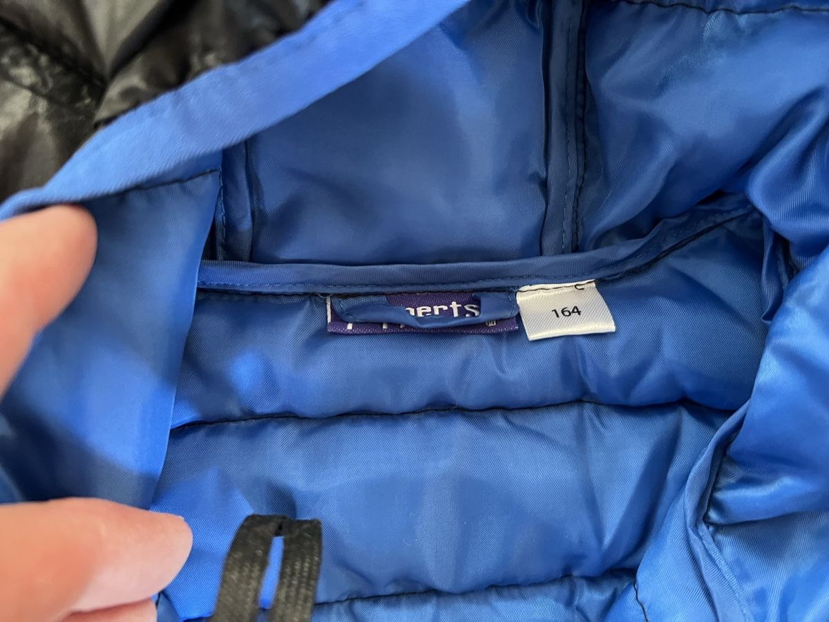 Lotti & Set di vestiti: Übergangsjacke und Gilets 164 – Usato da Steckborn venduto da Holiday66 2