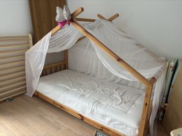 Wooden Montessori House Bed for Children 90x200