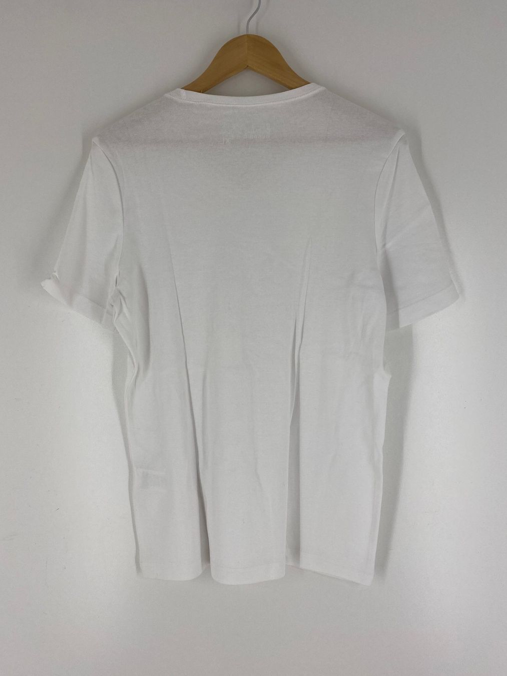 T-shirt: T-Shirt Basic mit V-Ausschnitt, Grösse XL, "Neuwertig" – Nuovo (secondo la descrizione) da Mülligen venduto da Chleeblatt1941 1